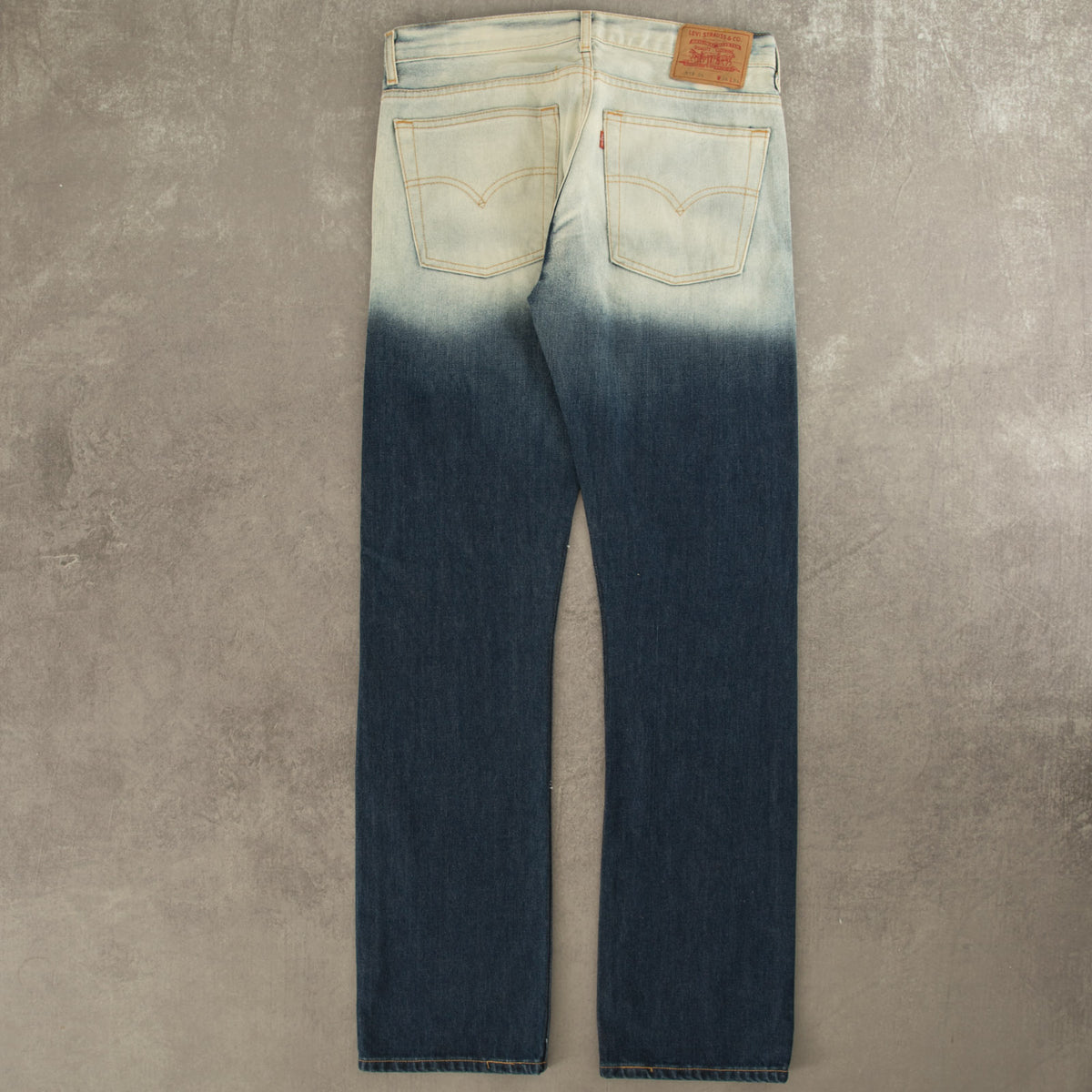 Two tone levi best sale jeans