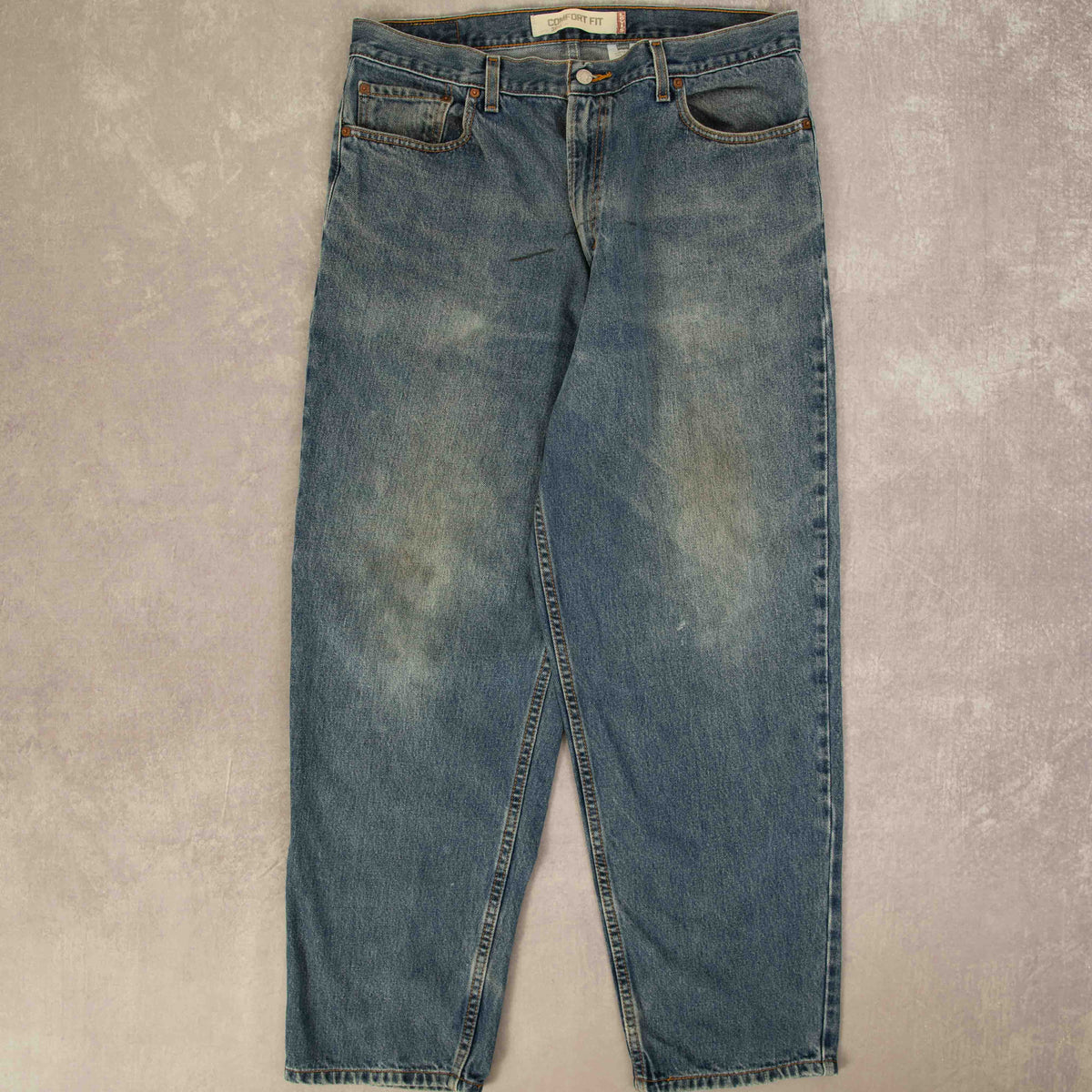 MEN'S VINTAGE LEVI'S 560 RELAXED TAPERED FIT JEANS - W34 X L30