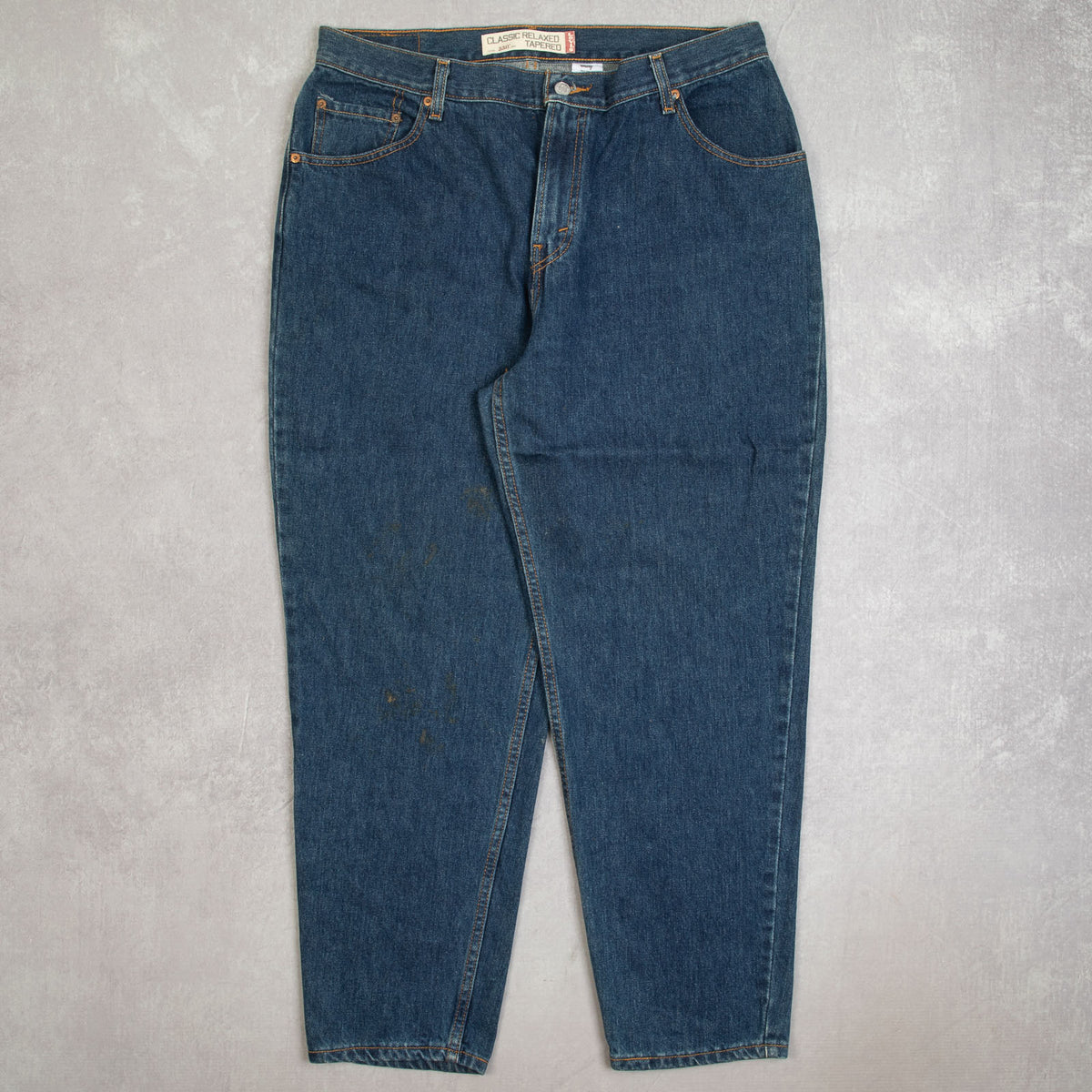 WOMEN'S VINTAGE 2004 LEVI'S 550 RELAXED FIT TAPERED JEANS - W38 X