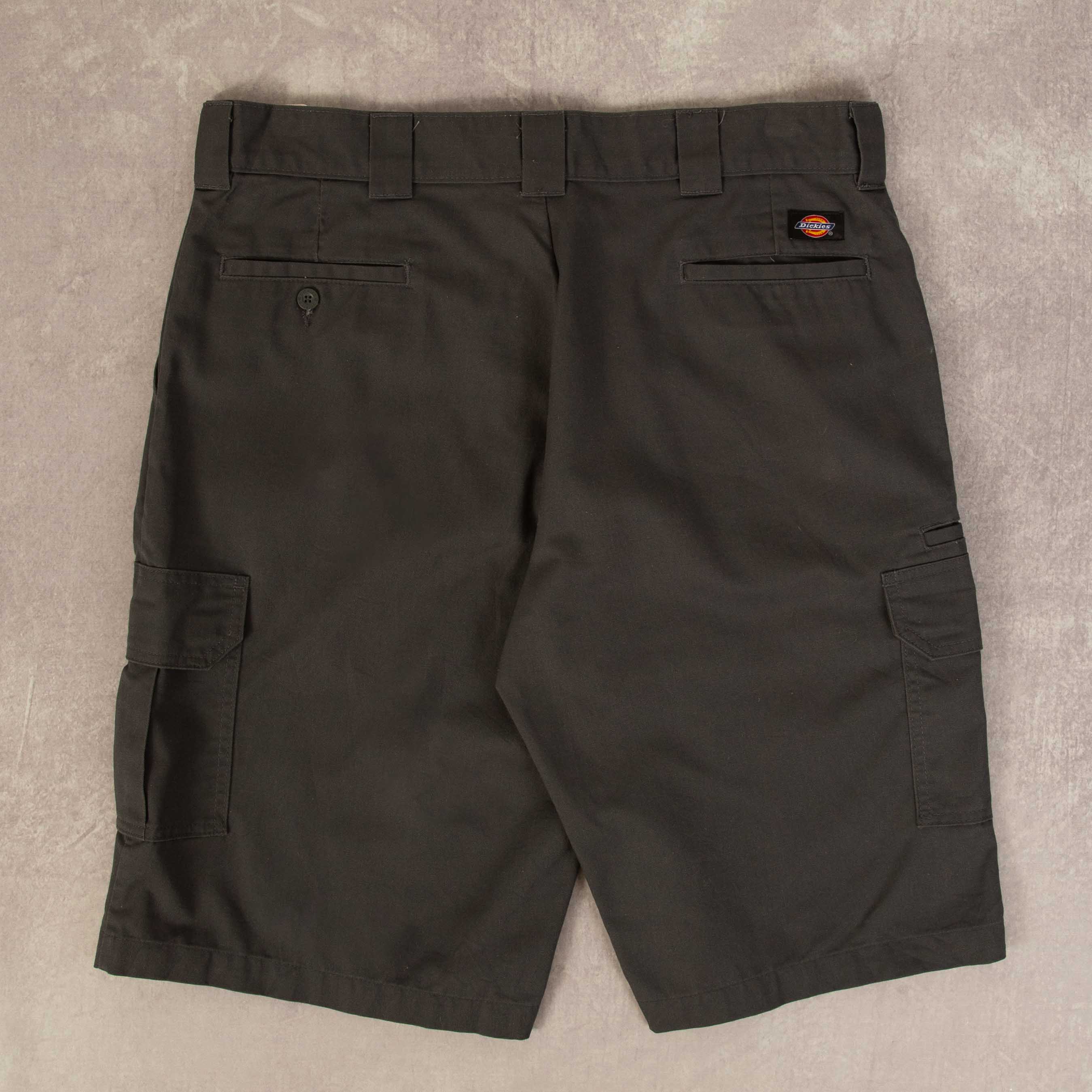 Dickies PropsStore Utility PT W38×L30 MEN'S VINTAGE DICKIES UTILITY SHORTS - W38 – North Workshop