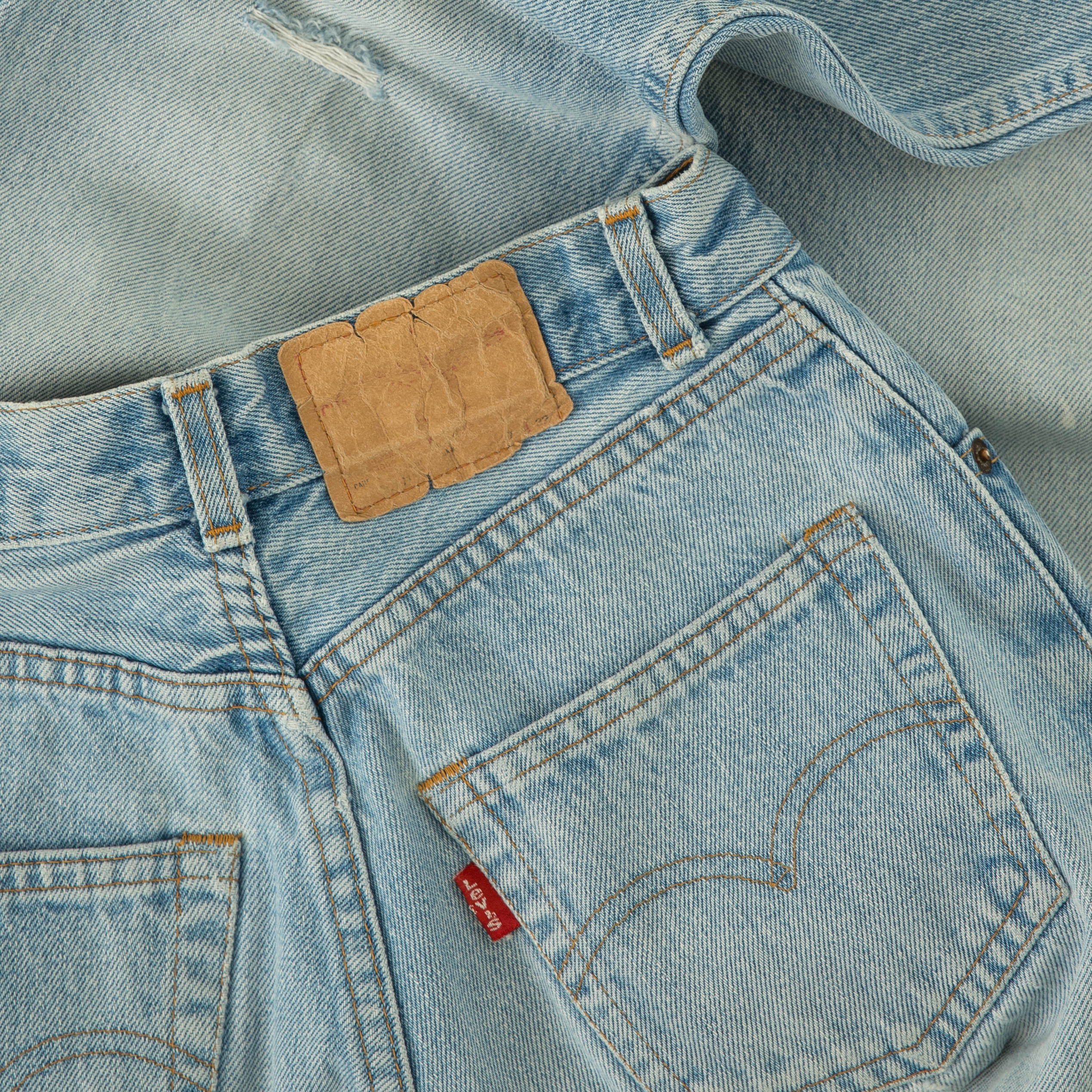 WOMEN S VINTAGE 1993 LEVI S 901 BLEACH FADE JEANS W26 X L31 North Workshop