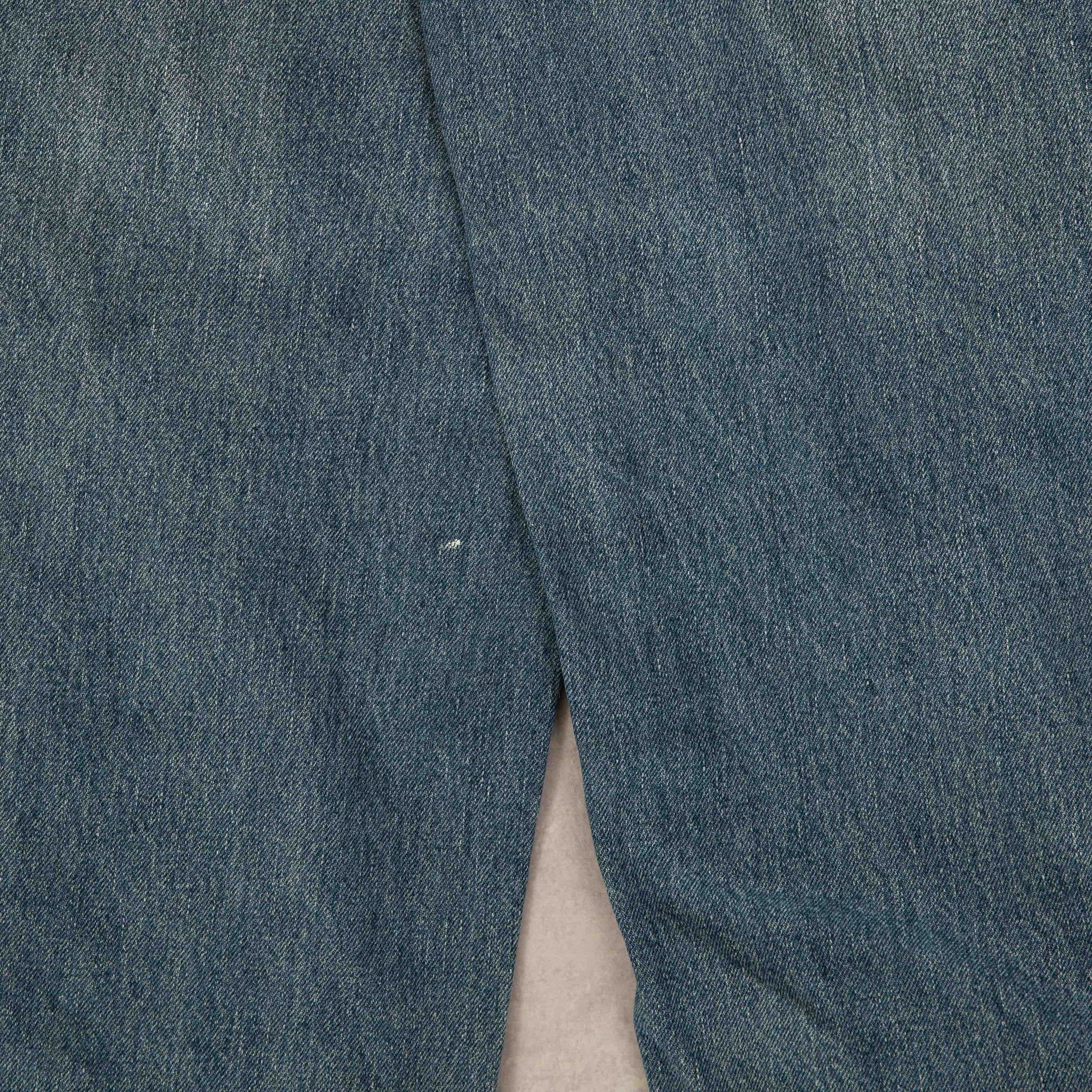MEN'S VINTAGE LEVI'S 560 RELAXED TAPERED FIT JEANS - W34 X L30