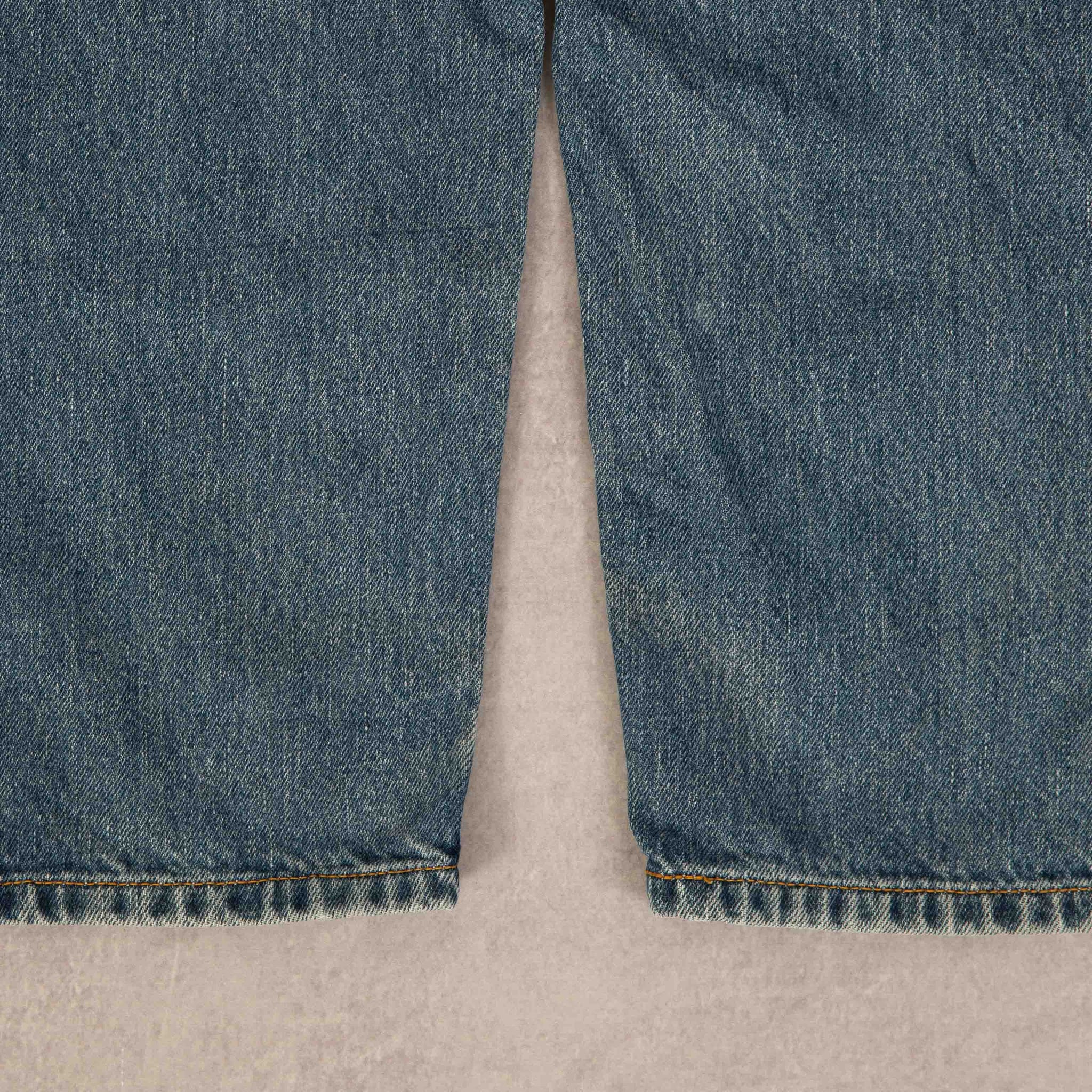 MEN'S VINTAGE LEVI'S 560 RELAXED TAPERED FIT JEANS - W34 X L30