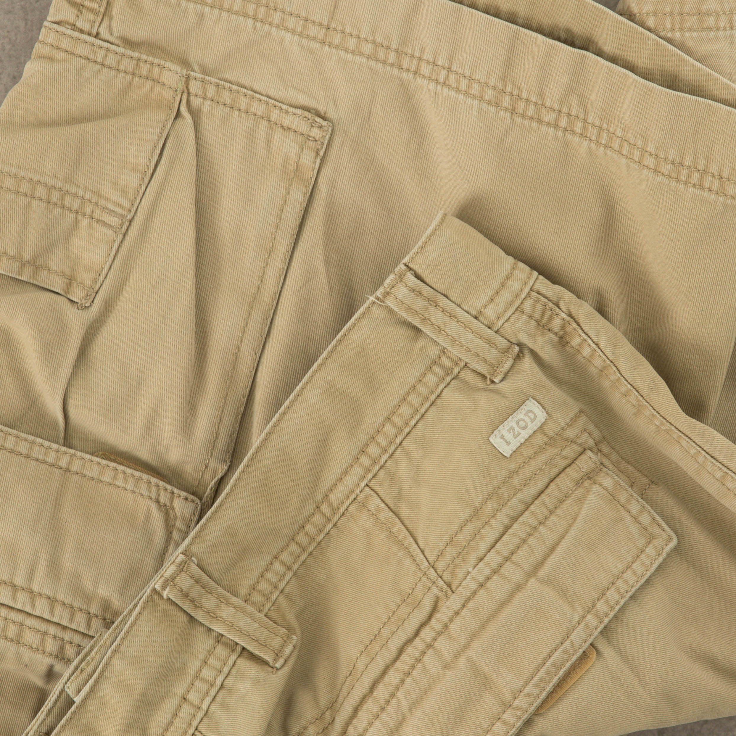 MEN S VINTAGE IZOD CARGO SHORTS W32 North Workshop
