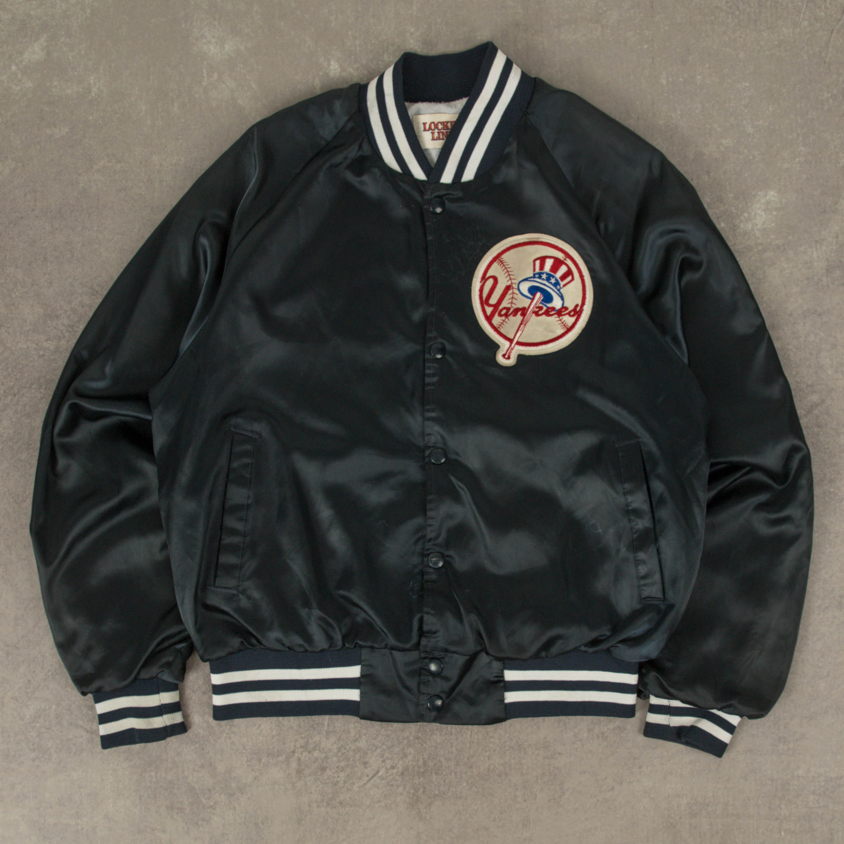 MEN S VINTAGE 1990S NEW YORK YANKEES SATIN BOMBER JACKET MEDIUM North Workshop