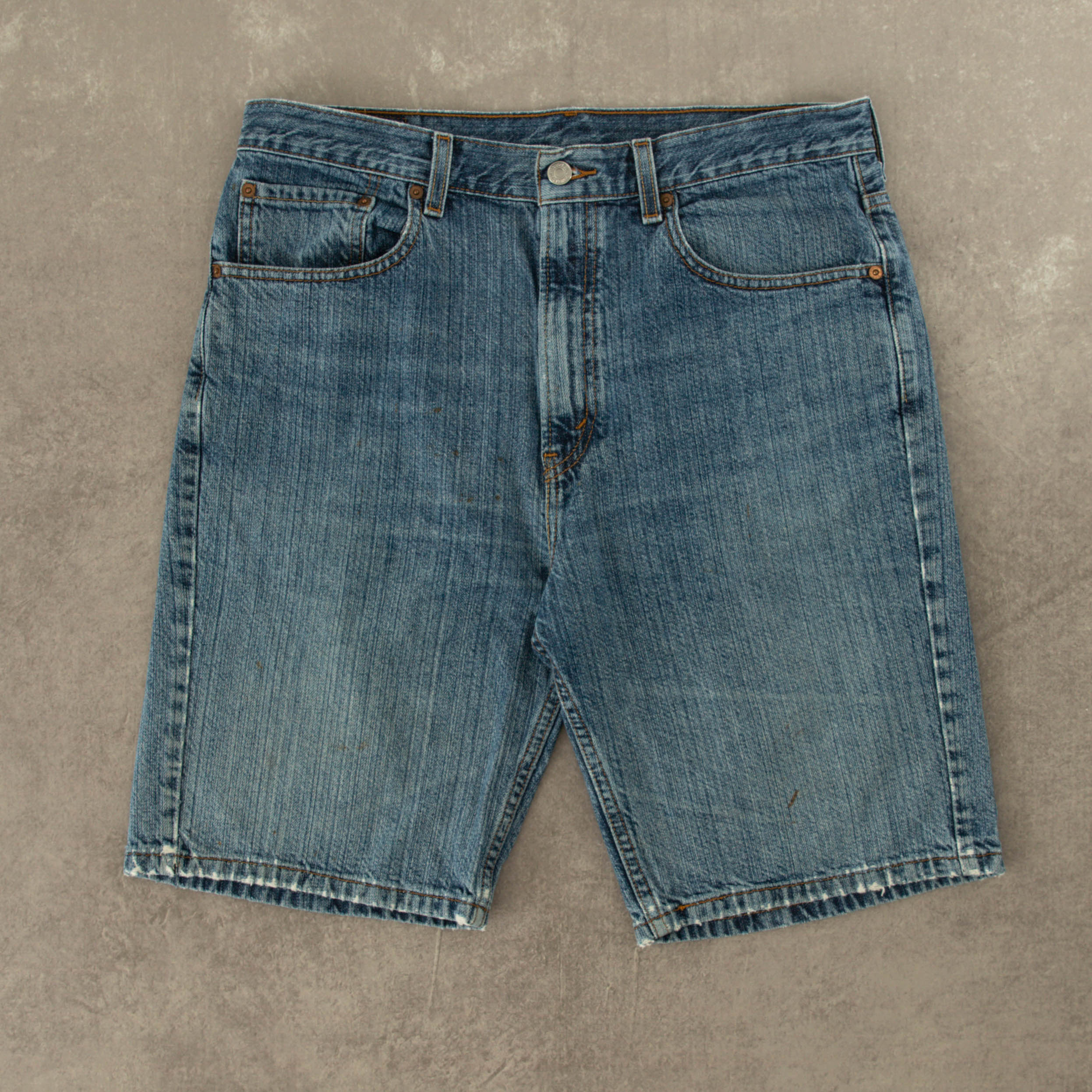 MEN'S VINTAGE LEVI'S 505 DENIM SHORTS W34 – North Workshop