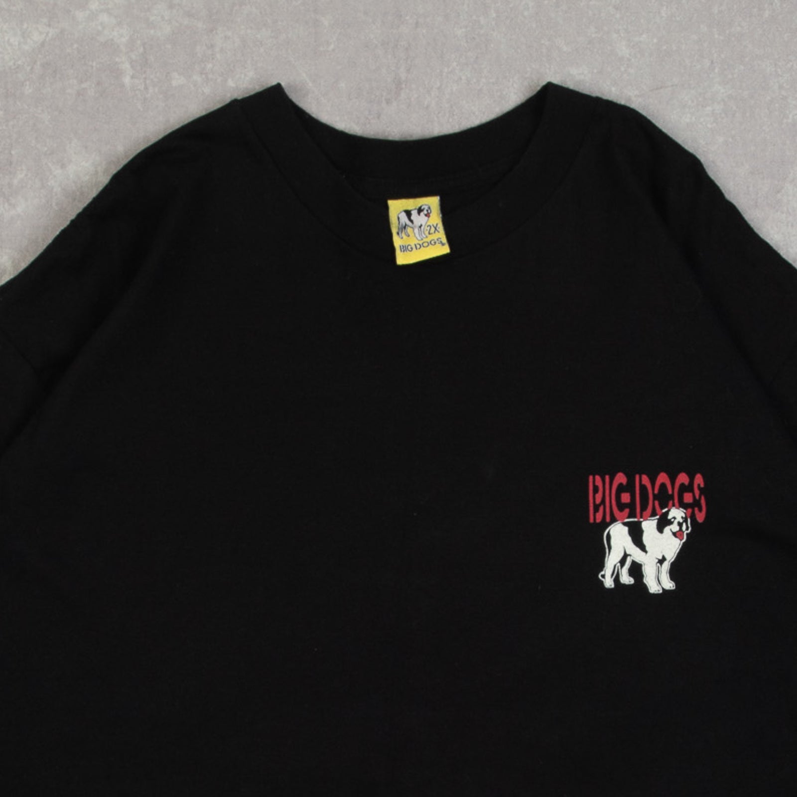 MEN'S VINTAGE 1990S BIG DOGS CAR SINGLE STITCH T-SHIRT - XX-LARGE