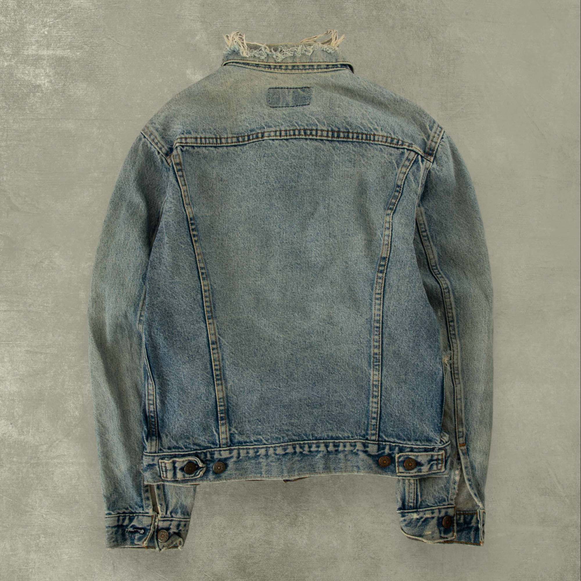Levis distressed deals denim jacket