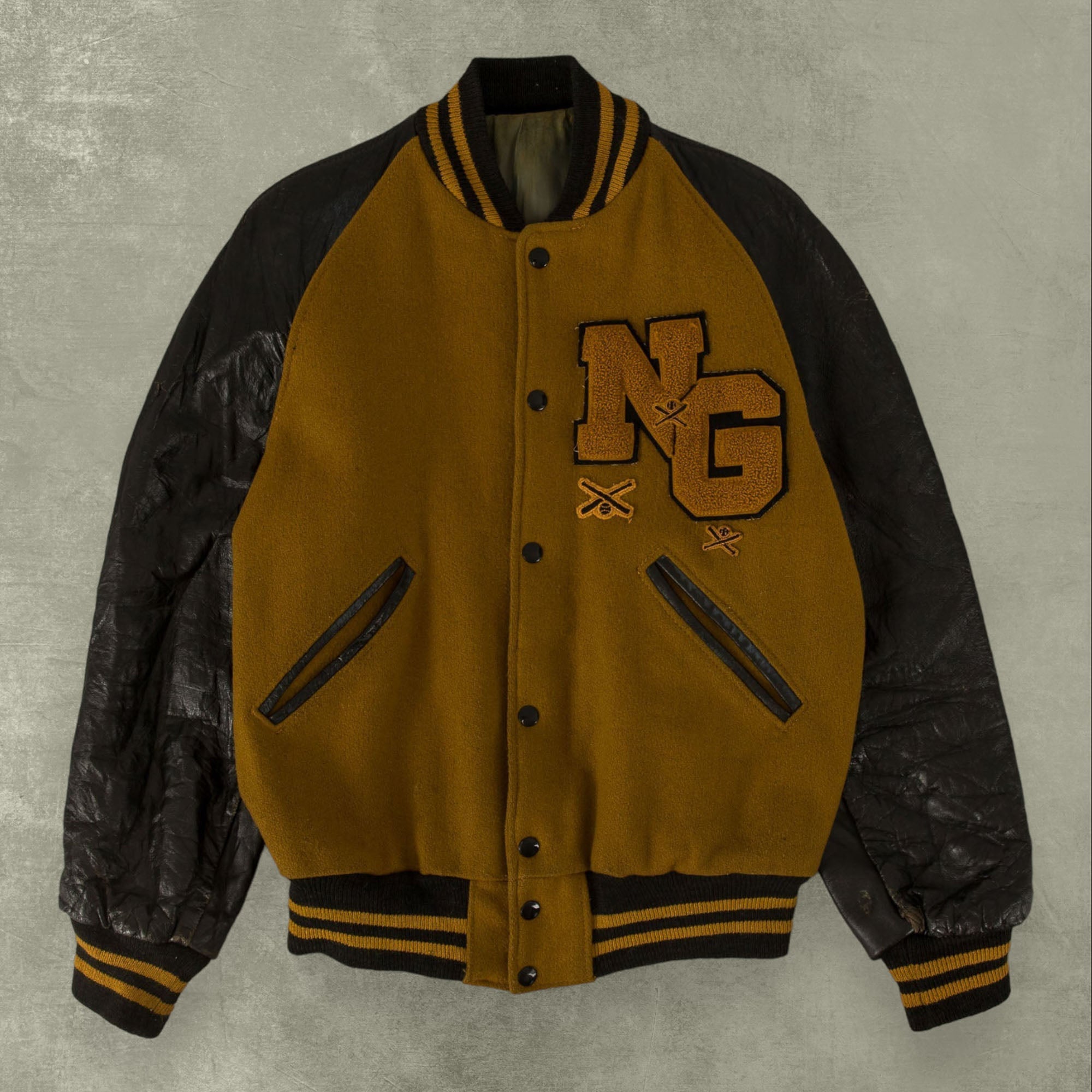 WOMEN S VINTAGE 80 S LEATHER VARSITY JACKET SMALL North Workshop